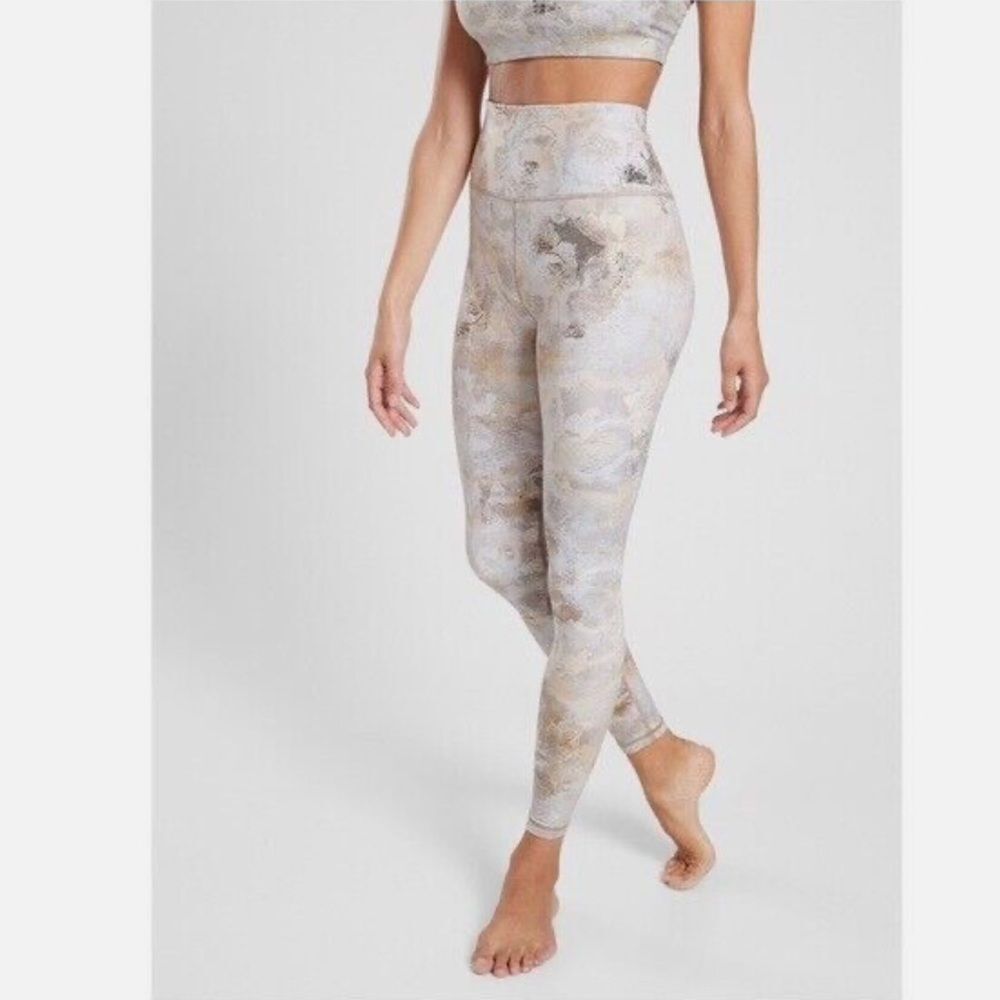 Athleta High-Waist Printed Leggings in Light Gray, Beige and White